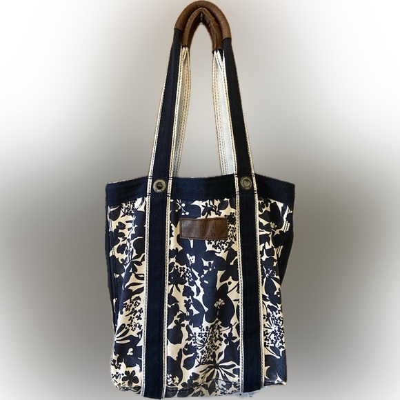 Abercrombie & Fitch blue & white super durable carry-all & shopping bag - Picture 2 of 13